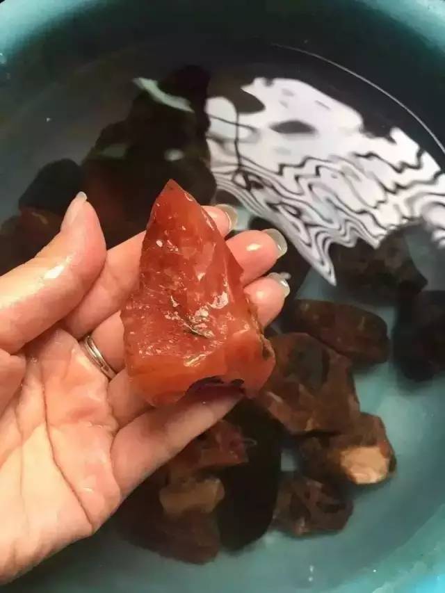 蜜蠟最新黑科技 健康隱患與致命風(fēng)險(xiǎn)并存